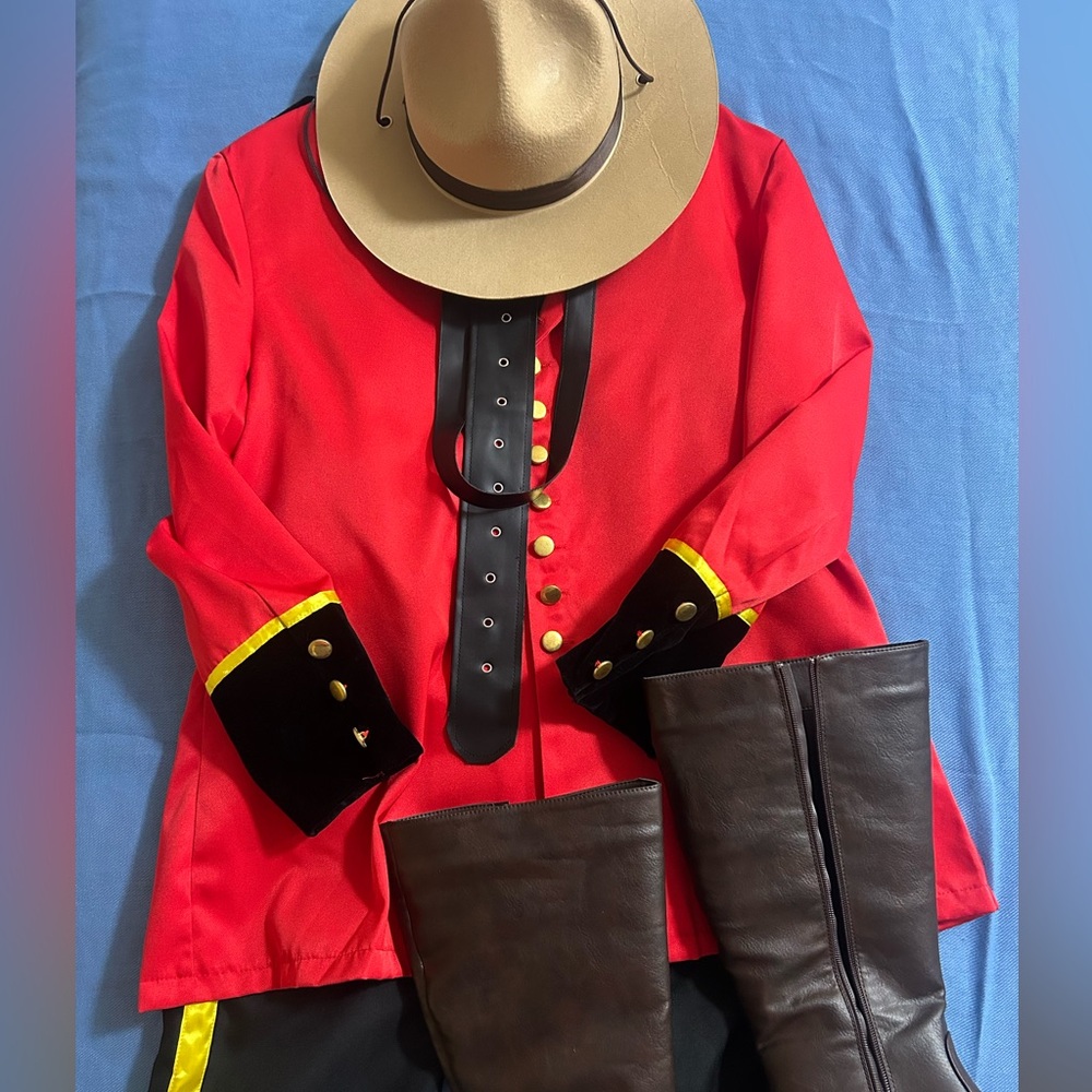 Complete Canadian Mountie Halloween costume